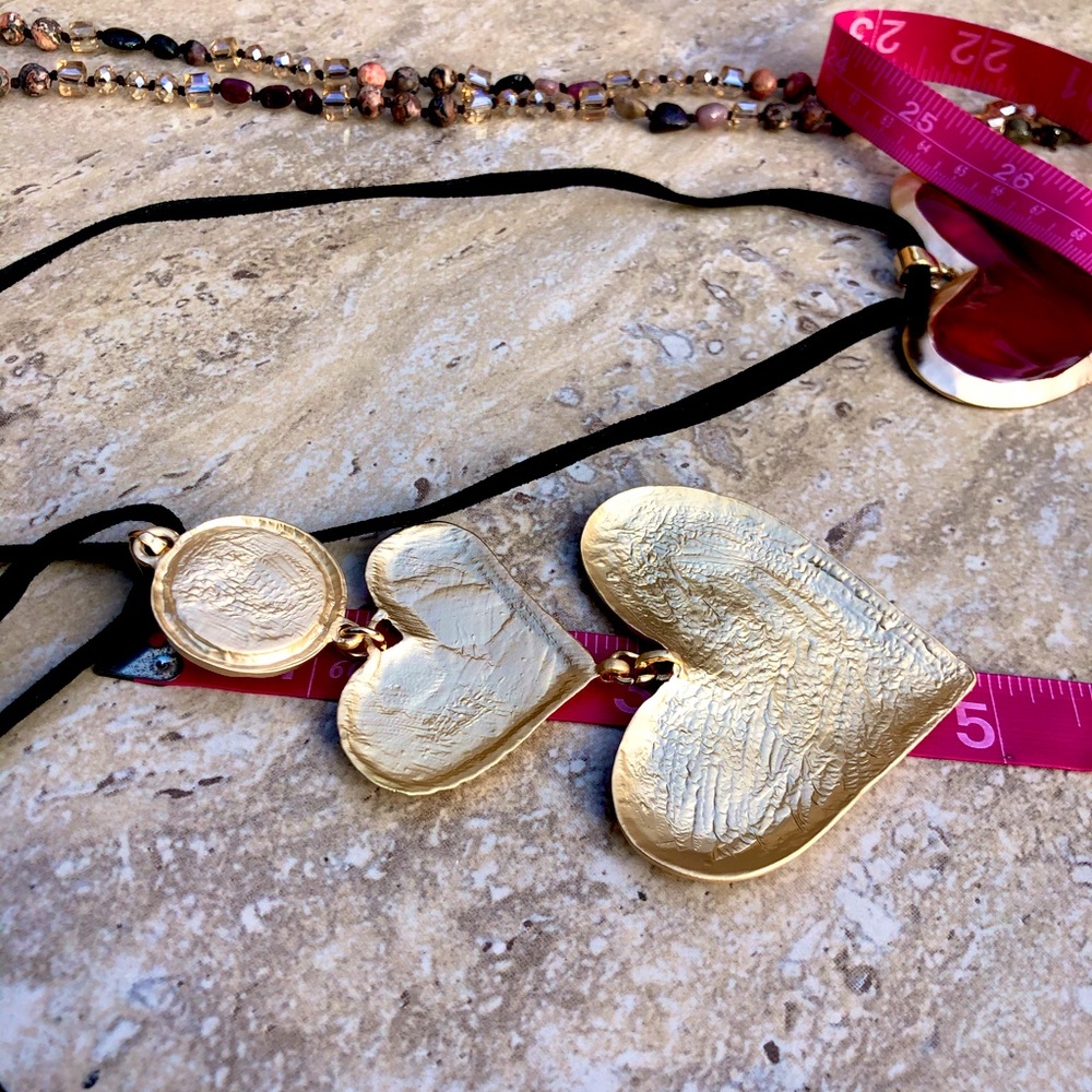 NEW Gold Rim Black Enamel Layered Hearts Necklace - Picture 8 of 12